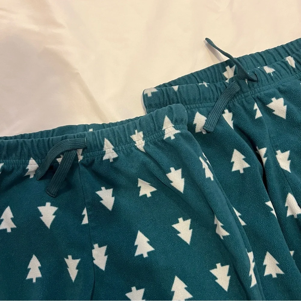 Primary Christmas Tree Fleece Pajama Jogger Size 6-7 Years